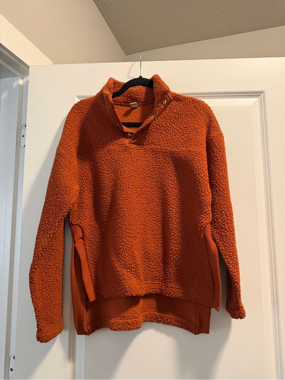 Snap button tunic